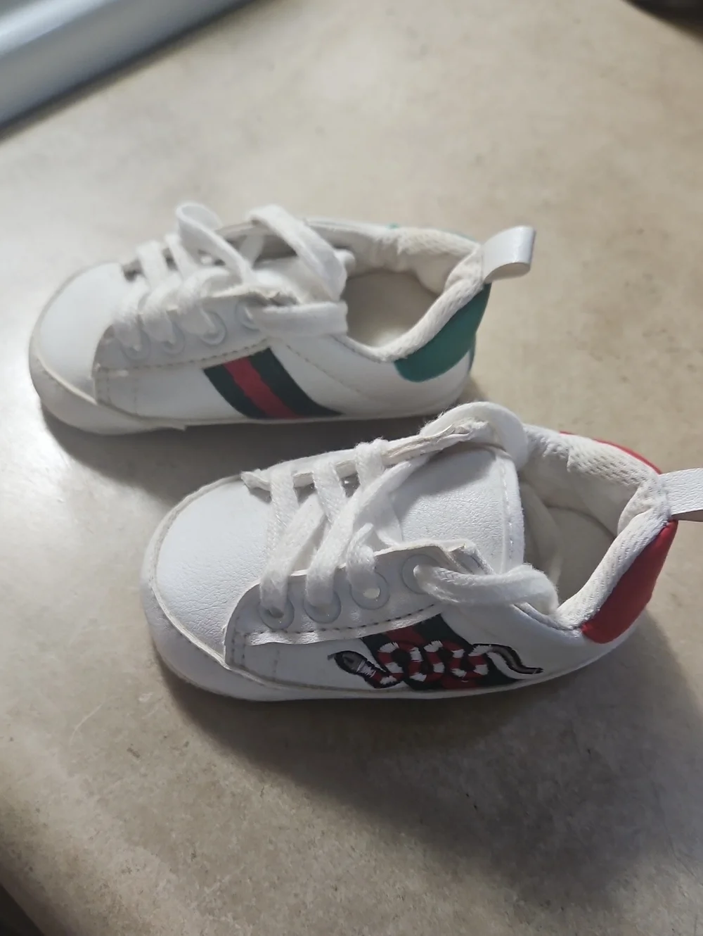 Gucci White Baby Sneakers with Red & Green Accents